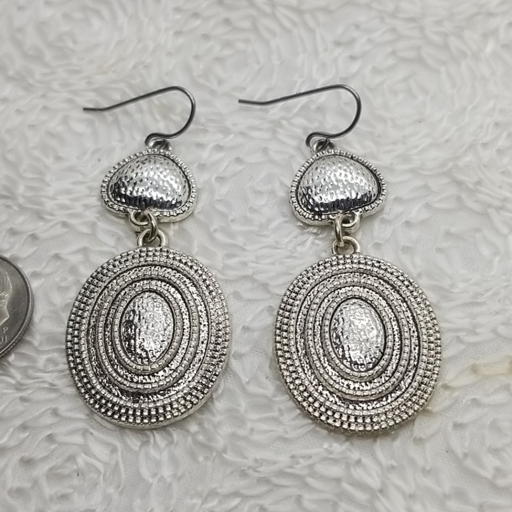 COPY - Dana Buchman Circle Bib Silver Necklace Earring - Picture 9 of 10